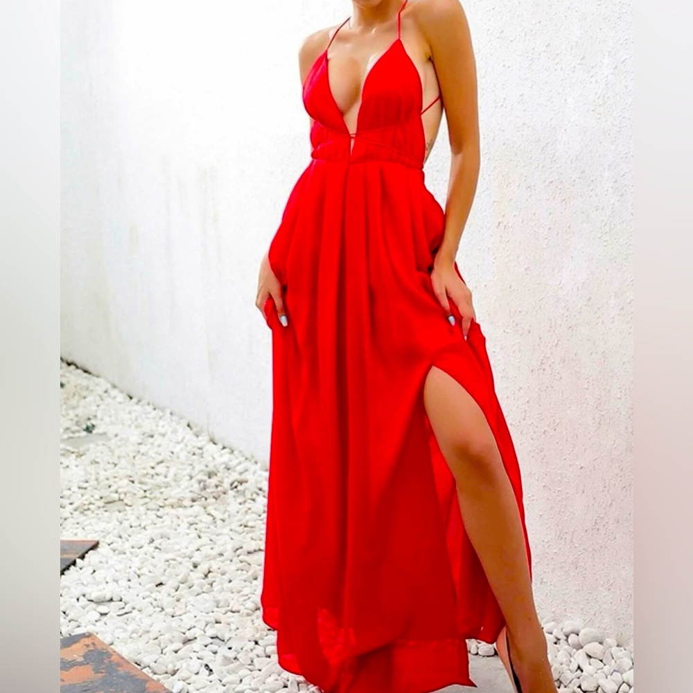 RED FLOWY DRESS